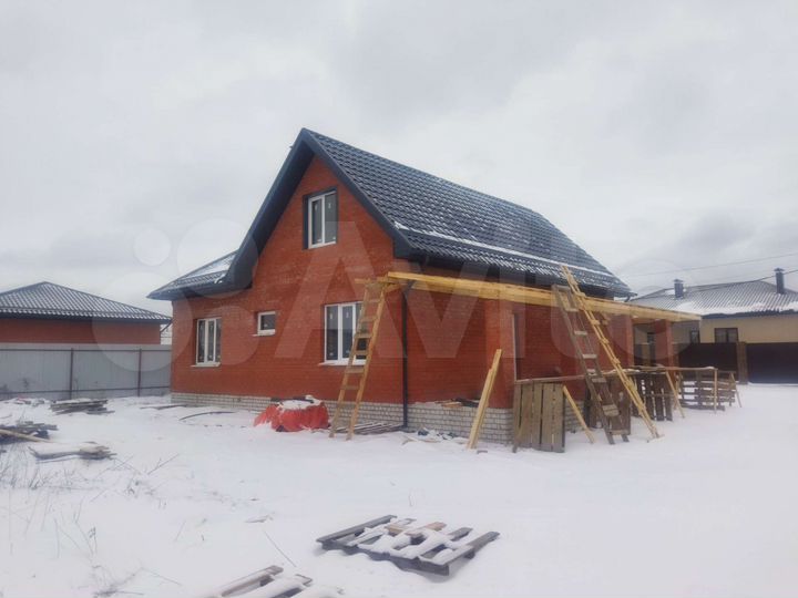 Дом 150 м² на участке 8 сот.