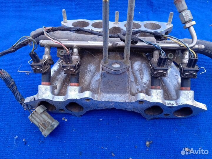 Топливная рампа с форсунками, вп. коллектор нива