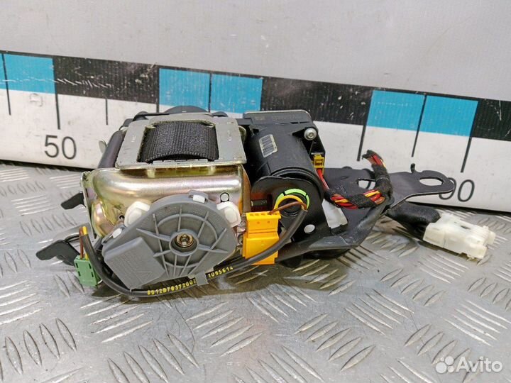 Б/У Ремень передний правый Mercedes W222#001