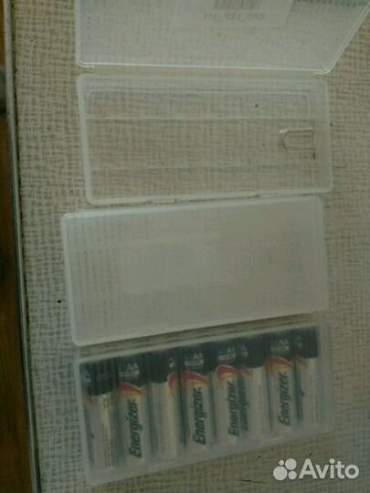 Бокс для 8 x гальванических элементов или аккумов