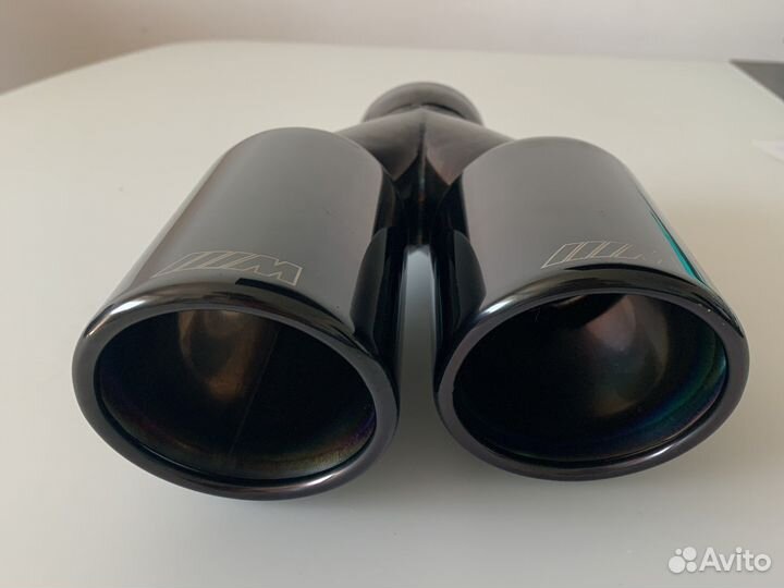 Одна насадка на выхлоп BMW f30 черная двойная 76