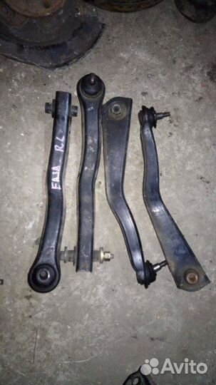 Рычаг подвески задний Mitsubishi Galant EA1A