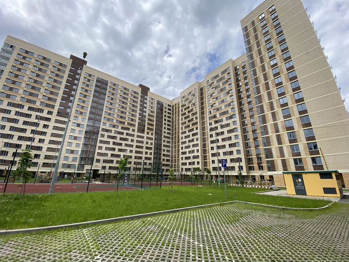 2-к. квартира, 58,1 м², 12/17 эт.