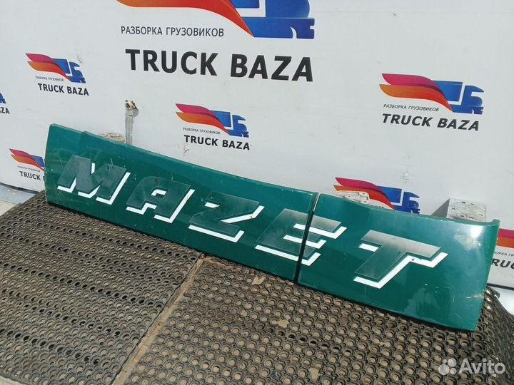 Спойлер кабины левый Renault Premium