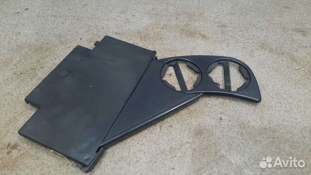 Подстаканник передний VW Passat B5/B5+