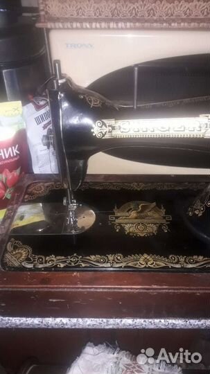 Машинка швейная 