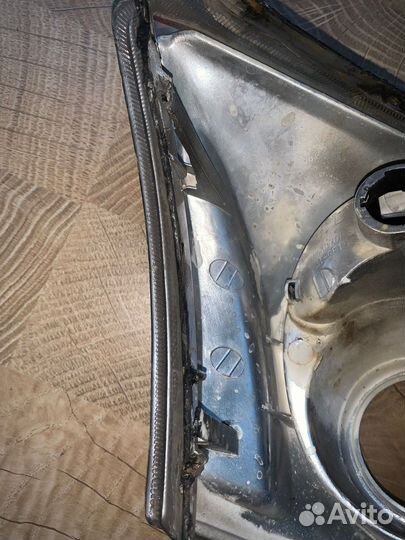 Фары Тойота Авенсис