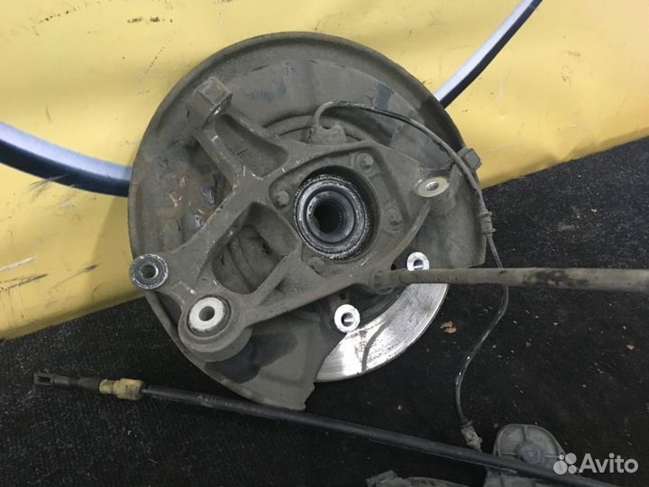 Кулак Mercedes W219 A2113508308