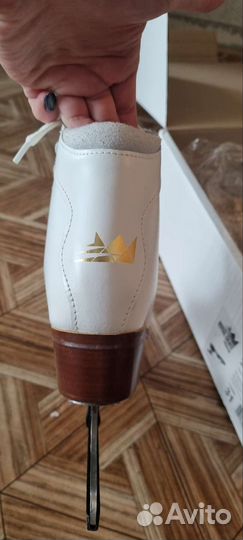 Коньки фигурные