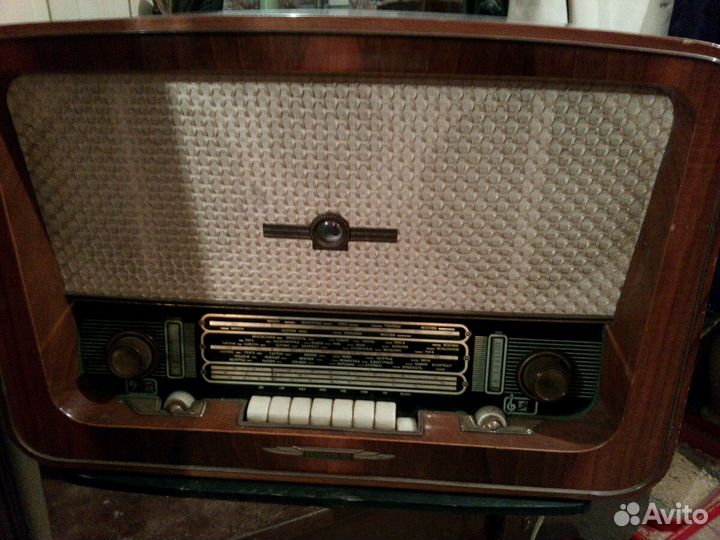 Приемники 50, 60,70г Урал,Белар магнитофоны