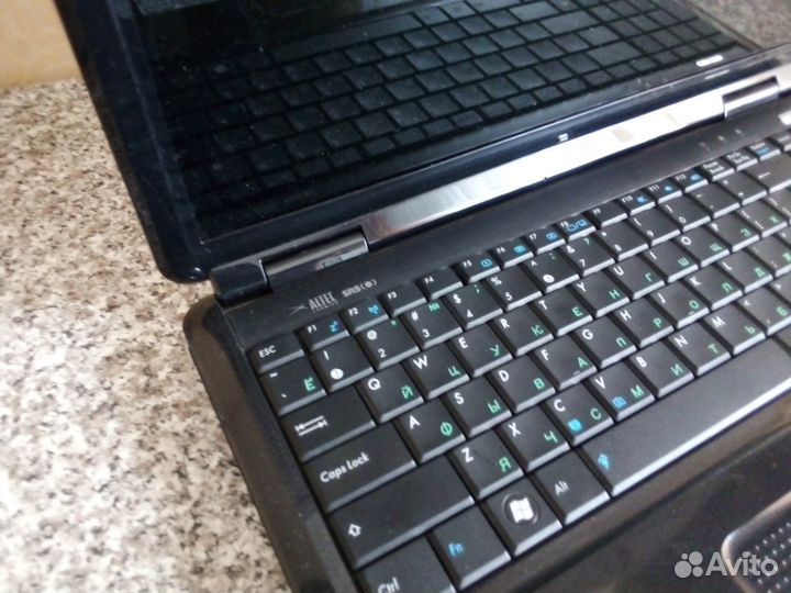 Ноутбук asus