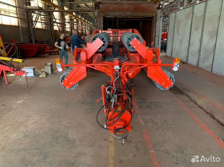 Каток Бежецксельмаш ККЗ-12Б, 2024