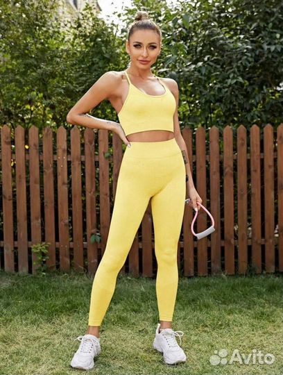 Костюм для фитнеса