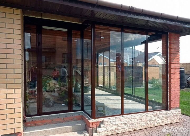 Остекление террас под ключ