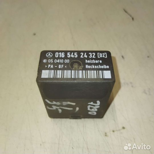 Блок управления заднего стекла Mercedes-Benz Vito