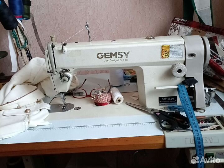 Продам швейную машинку и Распошивалка