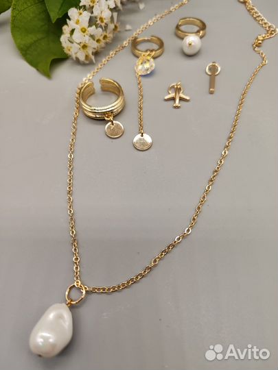 Сет из украшений