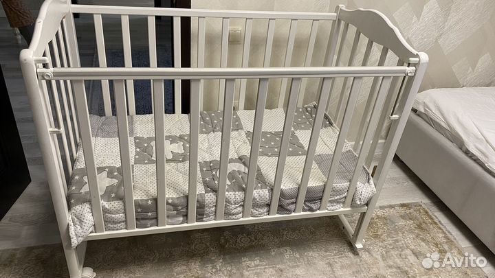 Детская кроватка