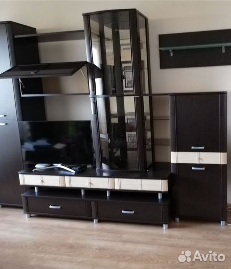 Модульная стенка в гостиную фабрики Ангстрем