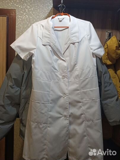 Медицинский халат женский 50