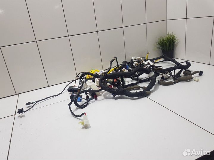 Электропроводка под торпедная (Zotye T600)