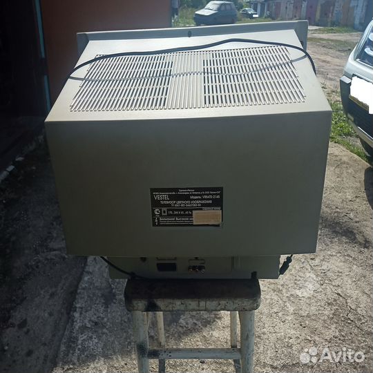 Два телевизора