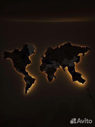 Деревянная карта мира с подсветкой