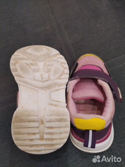 Кроссовки для девочки 21 размер