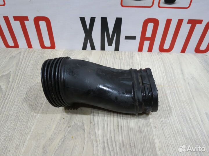 Патрубок Skoda Rapid