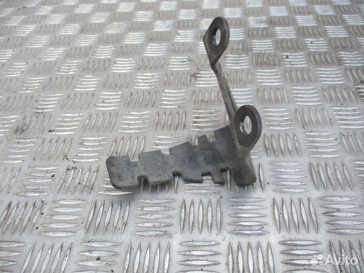 Кронштейн Mercedes-Benz A9603510940