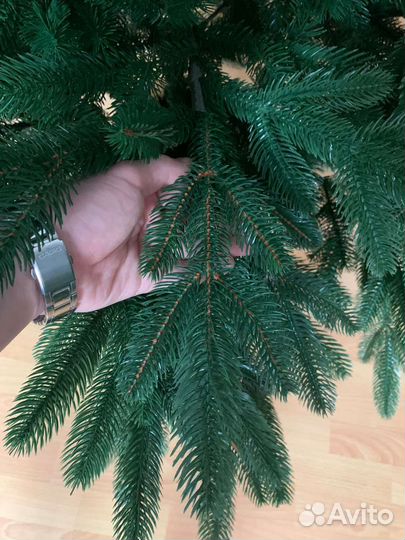 Ель искусственная 210