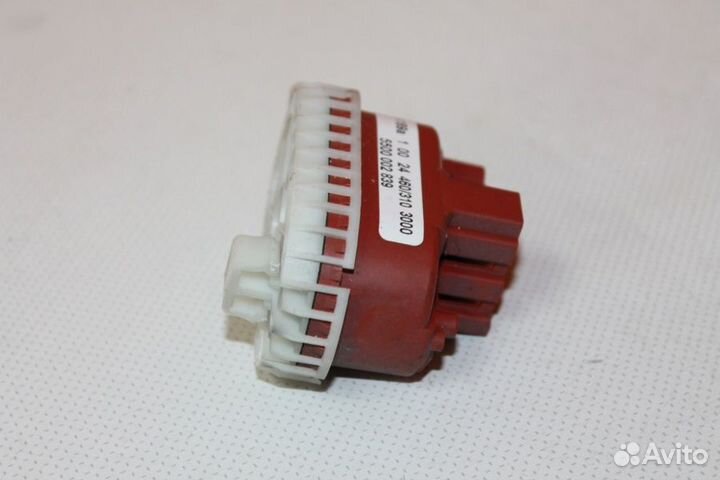 Прессостат Bosch 177210 бу. 1624