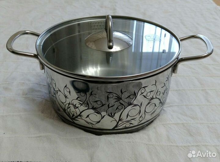 Кастрюля с крышкой Dariis 2,5л новая в коробке