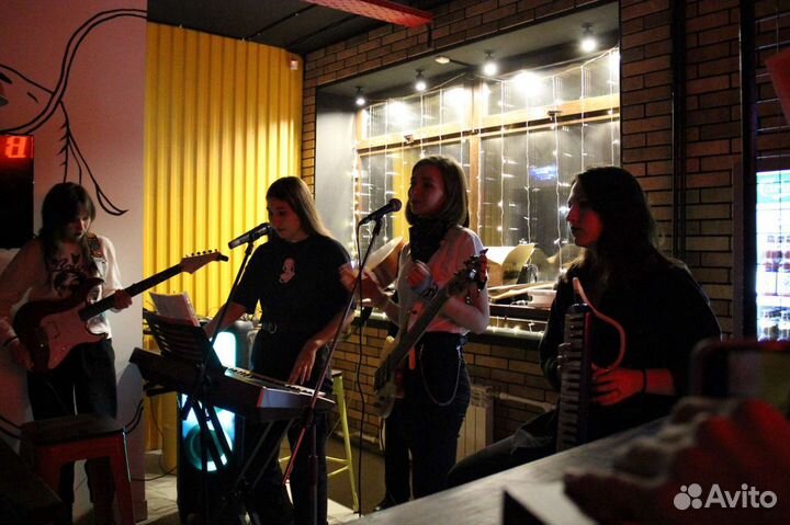 Гитара и укулеле. Уроки игры