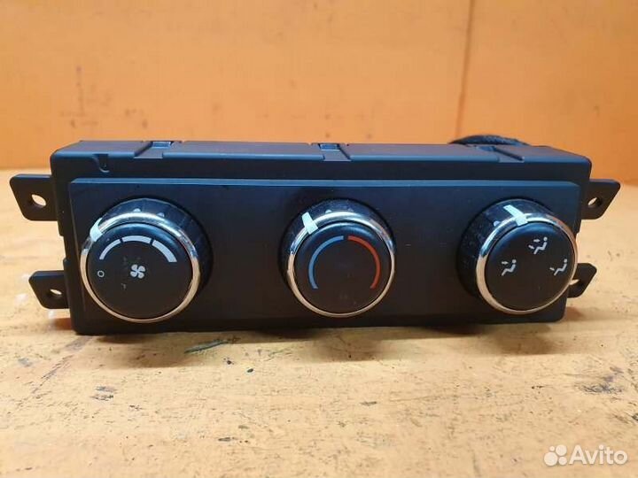 Блок климат-контроля Dodge Journey 3.5 2010