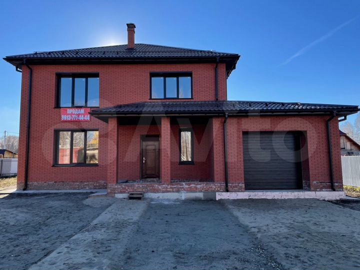 Коттедж 185,5 м² на участке 8 сот.