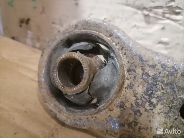 Рычаг передний левый Chery Fora (A21)