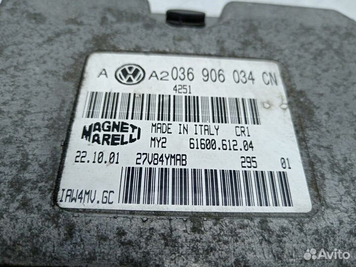 Блок управления двигателем Volkswagen Golf 4