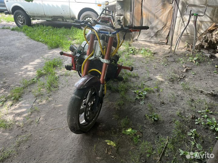 Yamaha yzf 1000 r thunderace