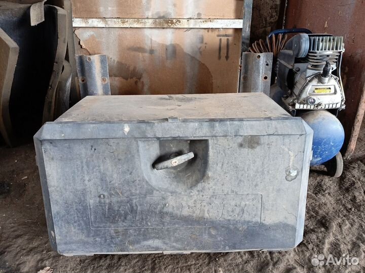 Инструментальный ящик