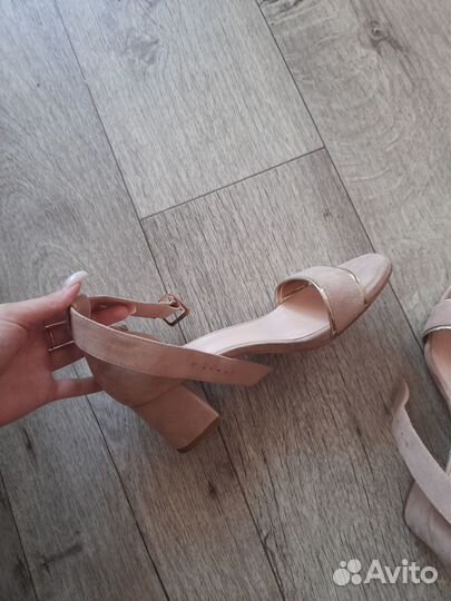 Туфли босоножки