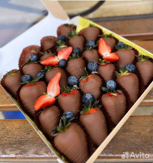 Коробка подарочная