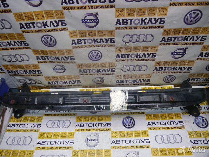 Планка телевизора Вольво S40-2 V50