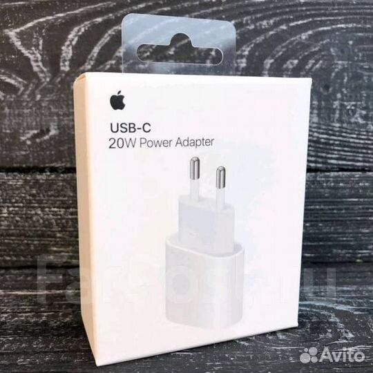 Зарядный блок iPhone