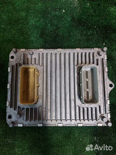 Dodge RAM 2019- блок управления двигателем 5.7L