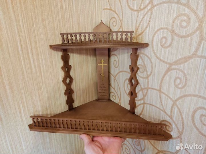 Полочка для икон, иконостас