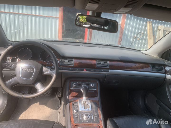 Парприз Audi A8 d3