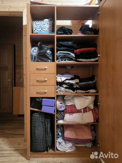 Шкаф распашной