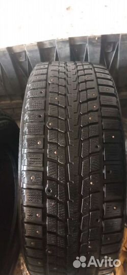 Dunlop SP Winter Ice 01 235/55 R17 99T