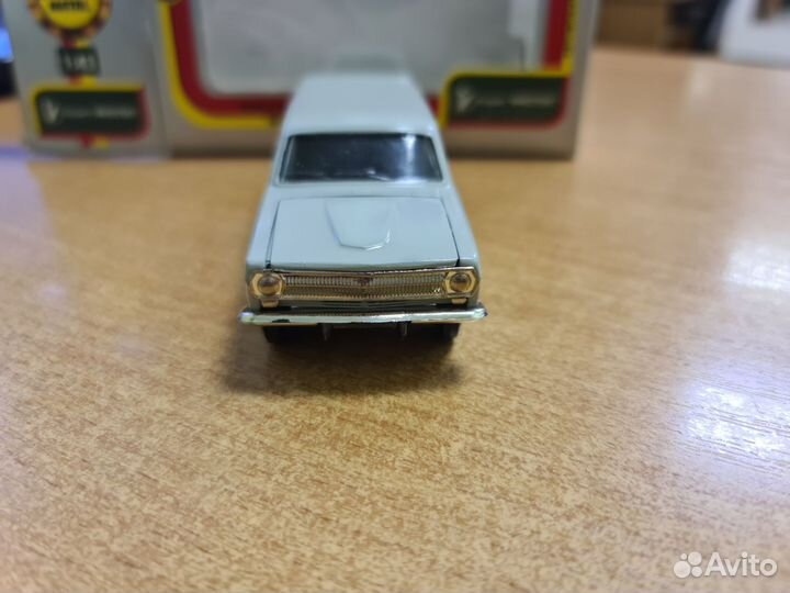 Модель 1:43 Волга газ 24 02 серый